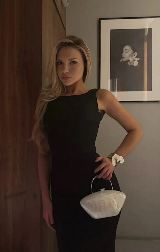Abigail escort in Dubai