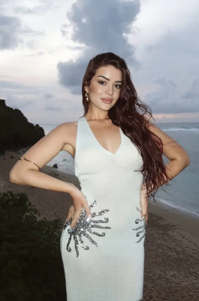 Mabry escort in Dubai