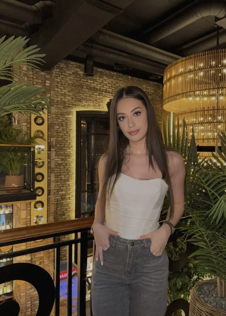 Alena escort in Dubai