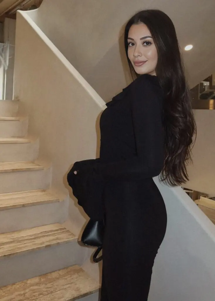 Alena photo 4