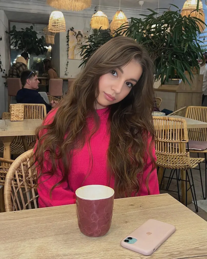 Anya photo 3