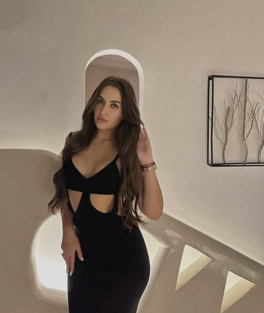Eliana photo 3