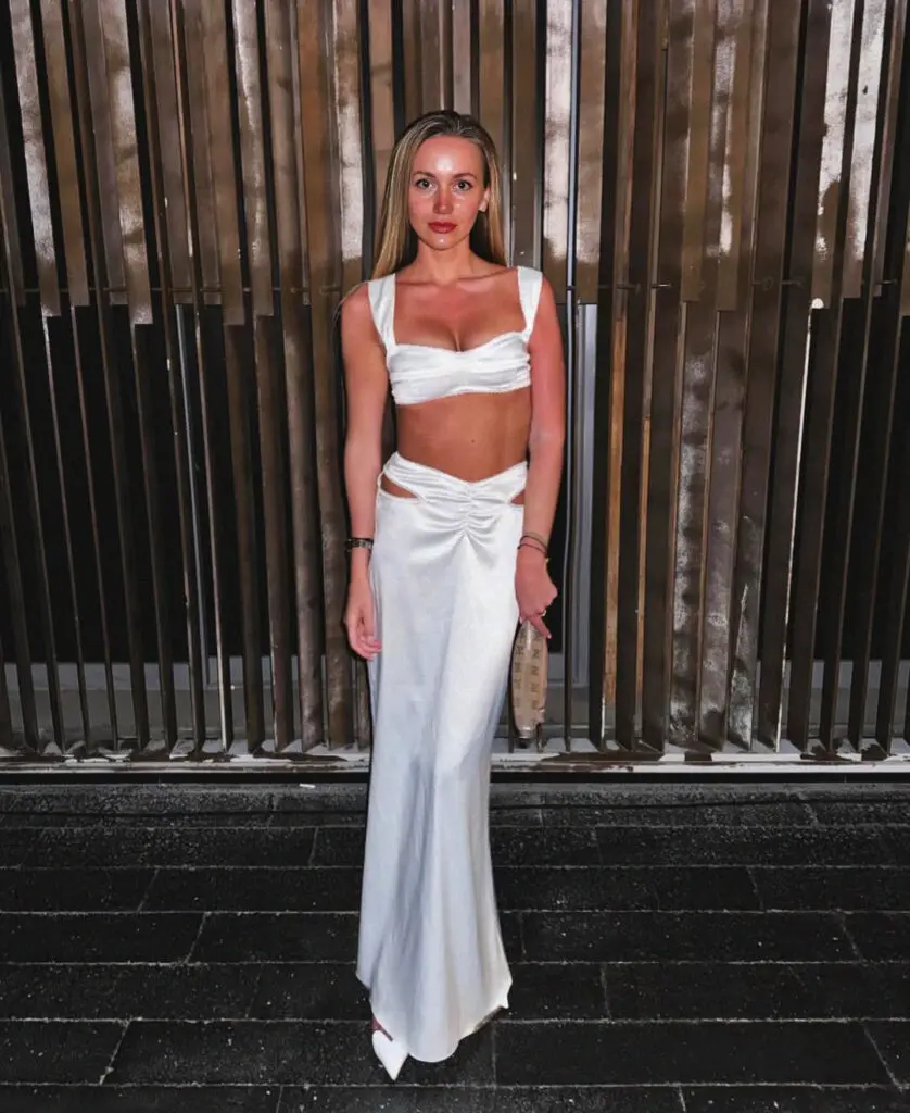 Emily escort in Dubai