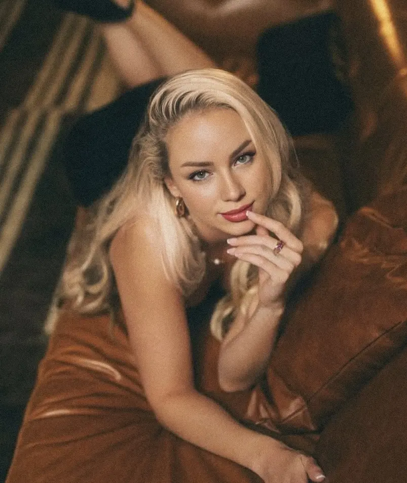 Sveta photo 5