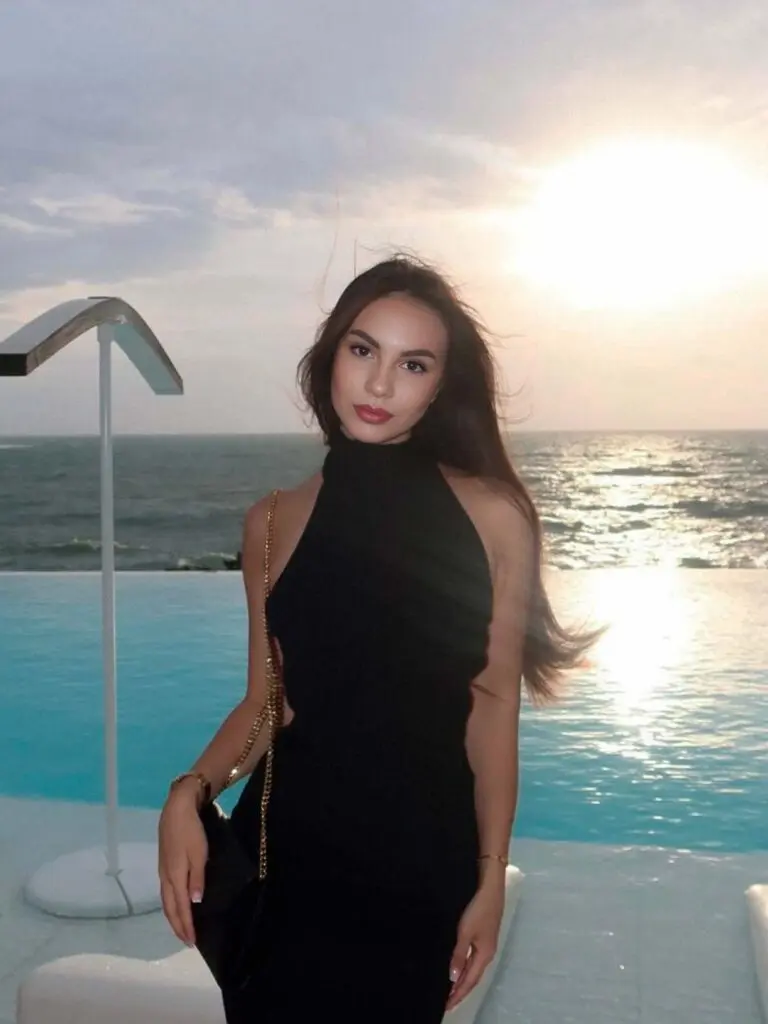 Talia photo 2
