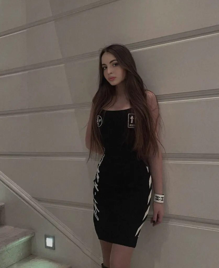 Valeria photo 5