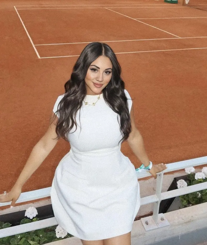 Viktoria escort in Dubai photo 1