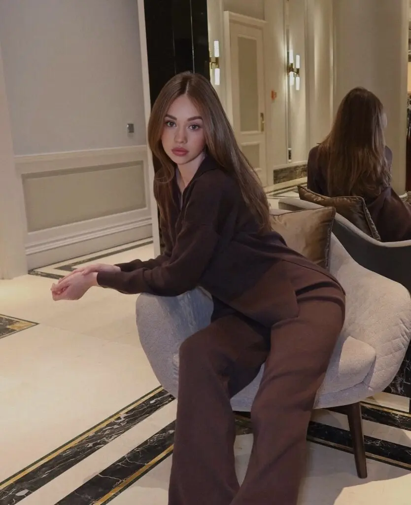 Willow escort in Dubai