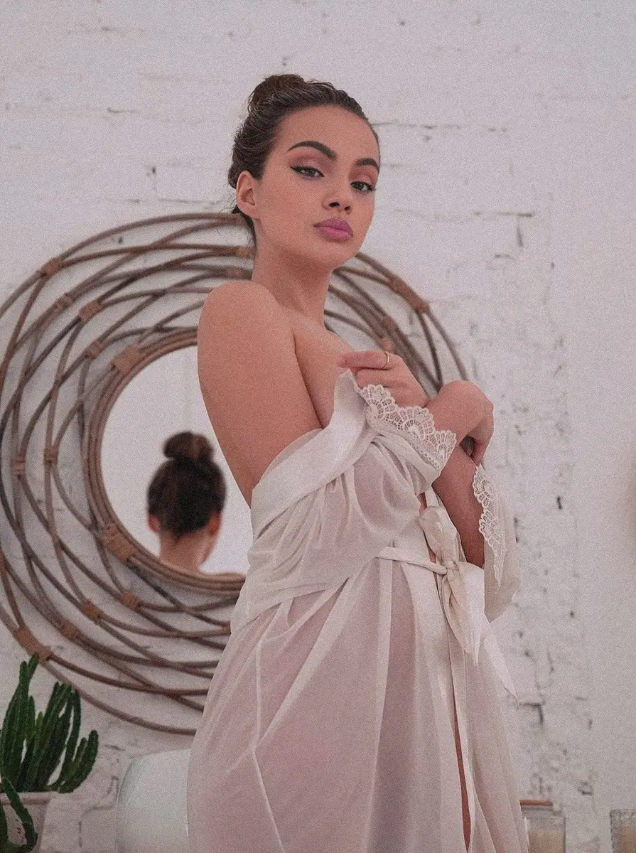 Alisa escort in Dubai photo 1