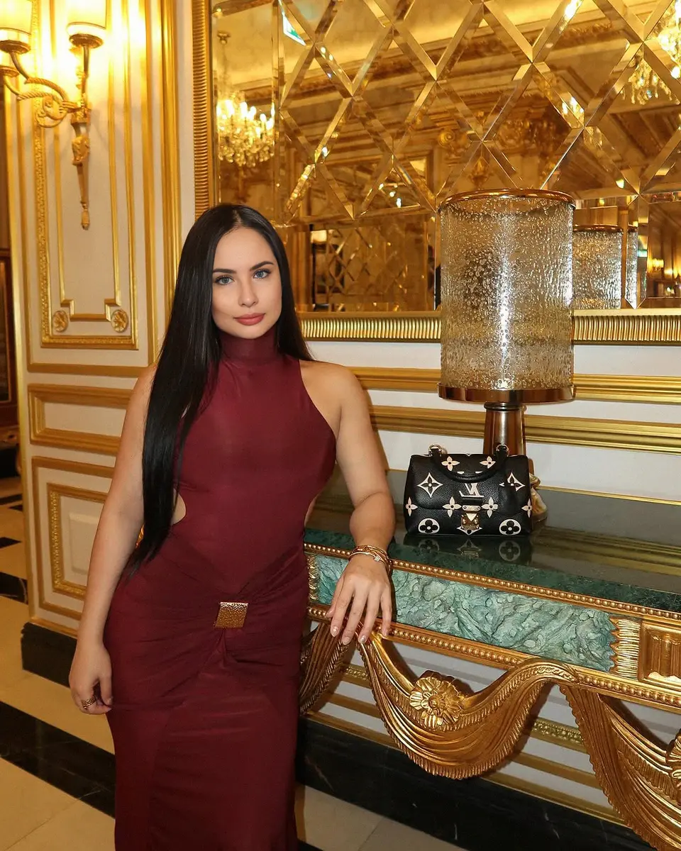 Anastasia photo 2