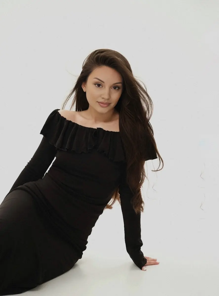 Bella photo 3