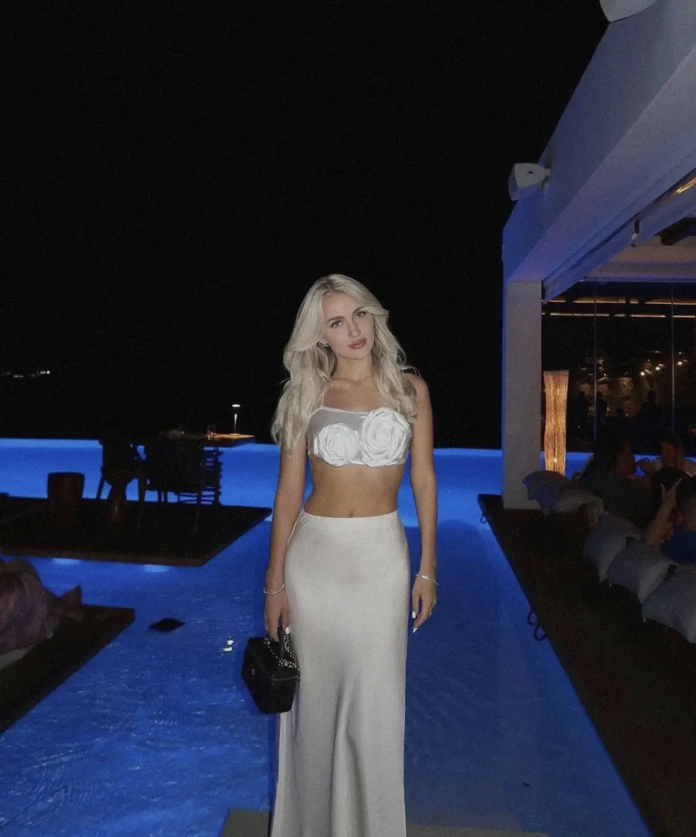 Catalina escort in Dubai photo 1