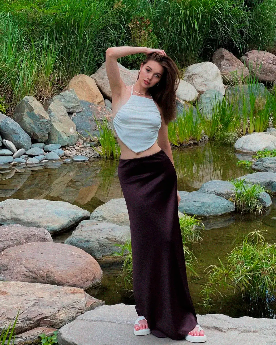 Charlotte photo 5