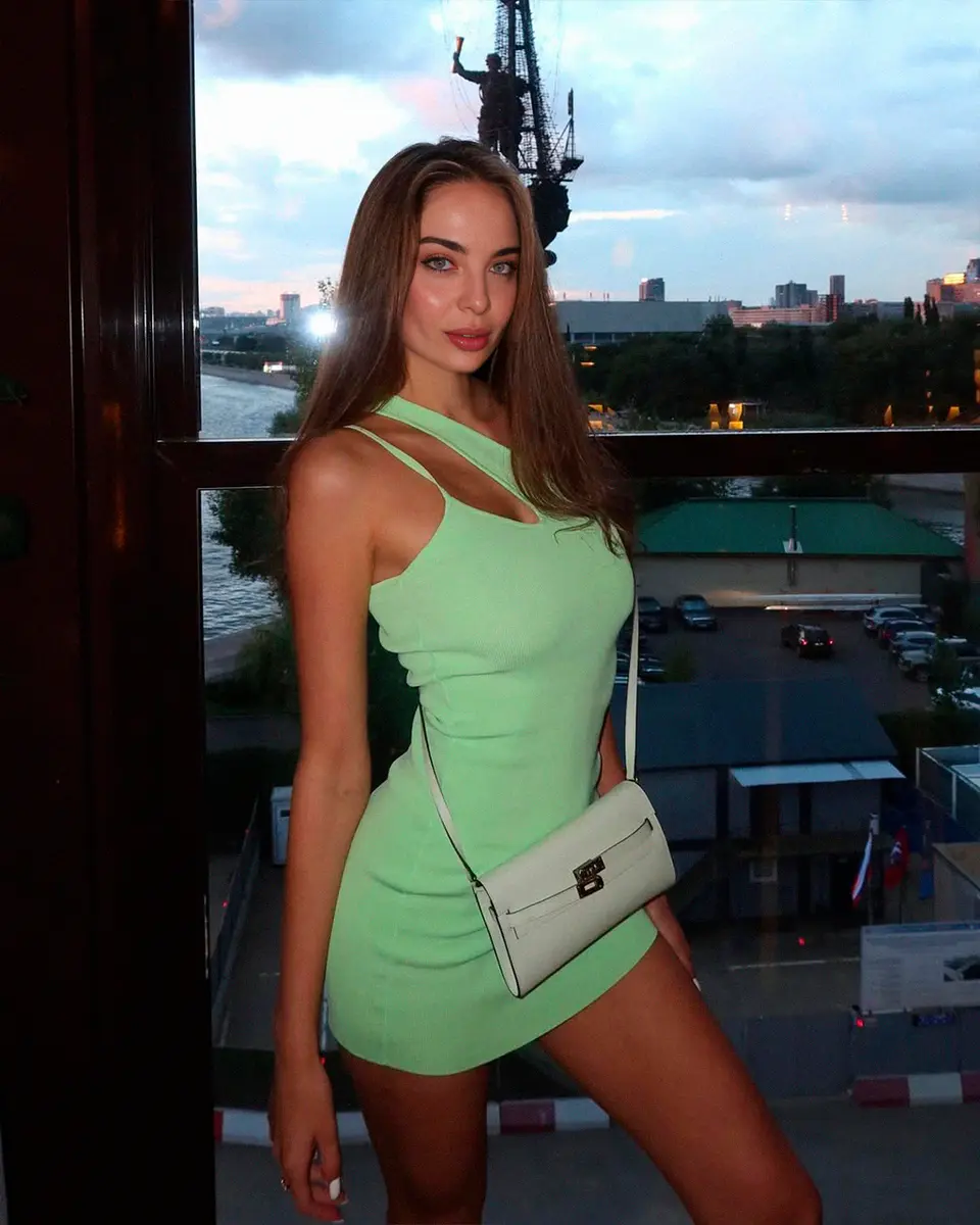 Elara photo 2
