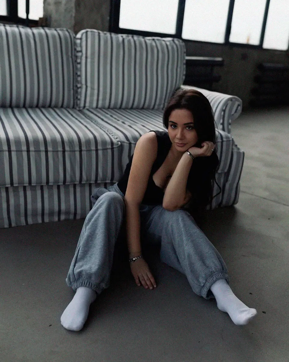 Evangeline photo 4