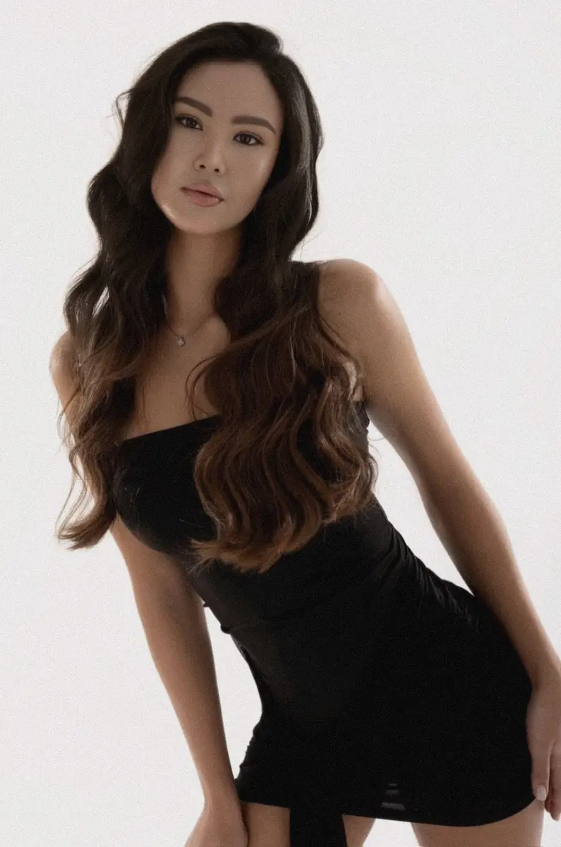 Evelyn escort in Dubai photo 1