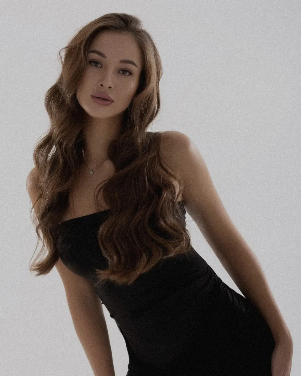 Laura escort in Dubai