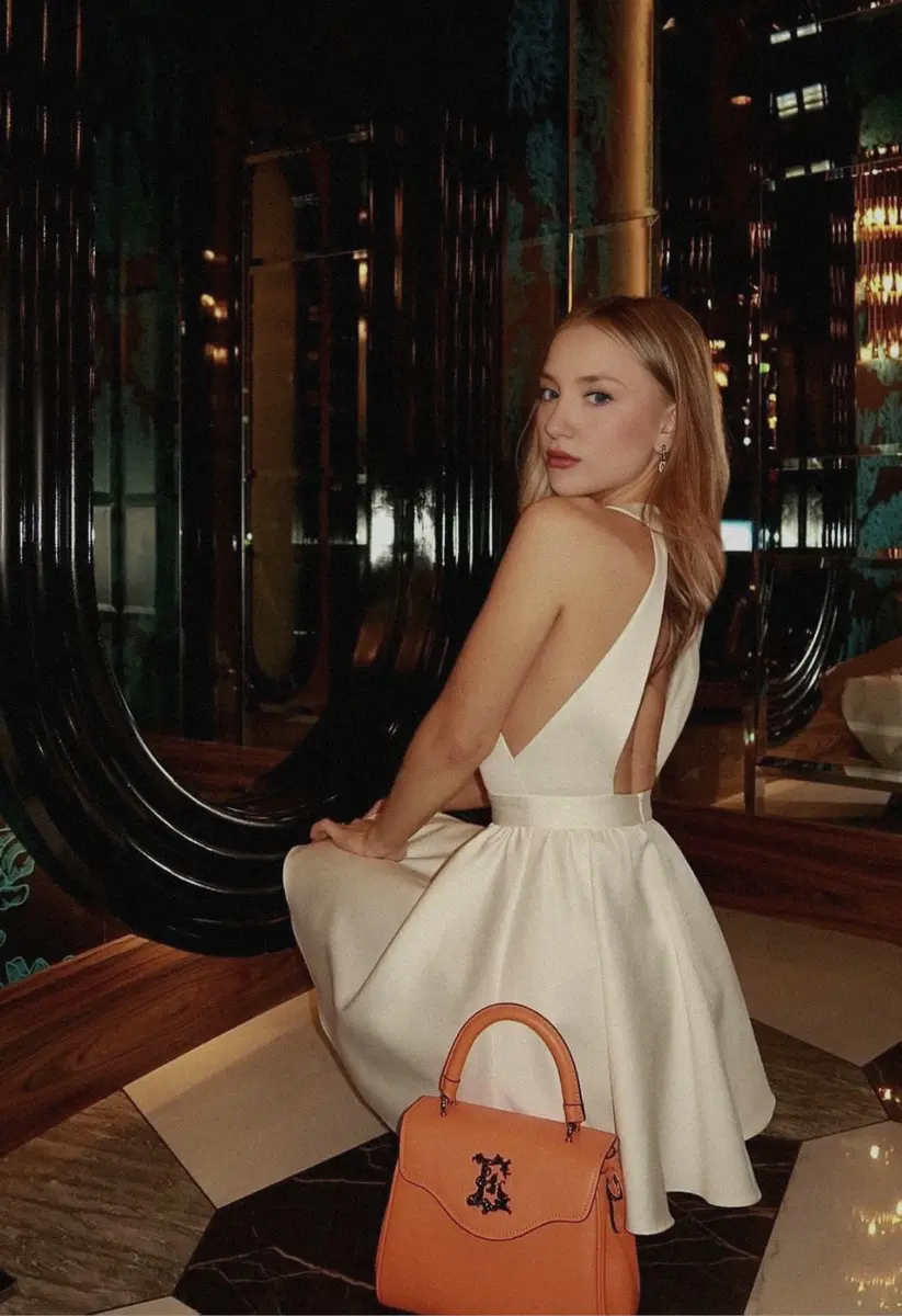 Phoebe escort in Dubai photo 1