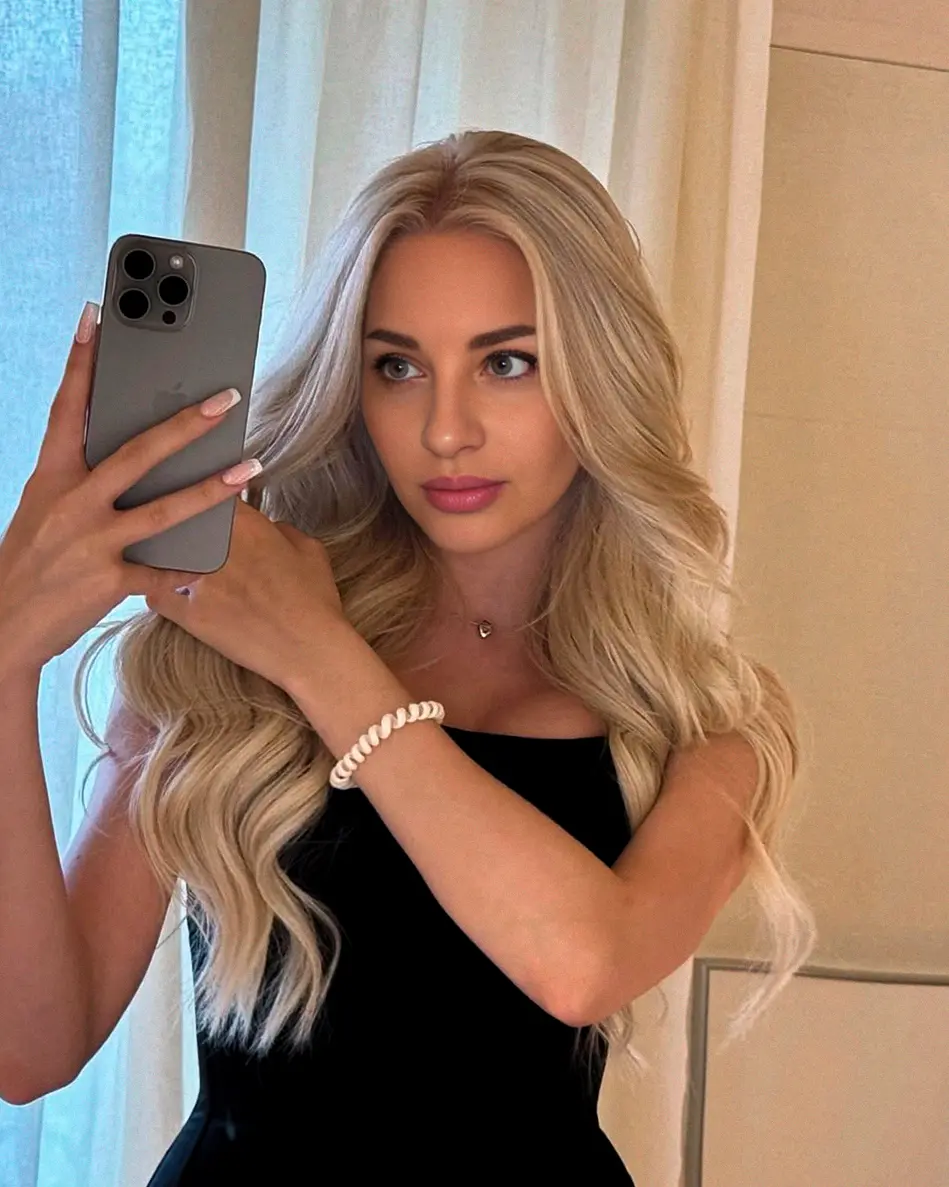 Sabrina photo 2