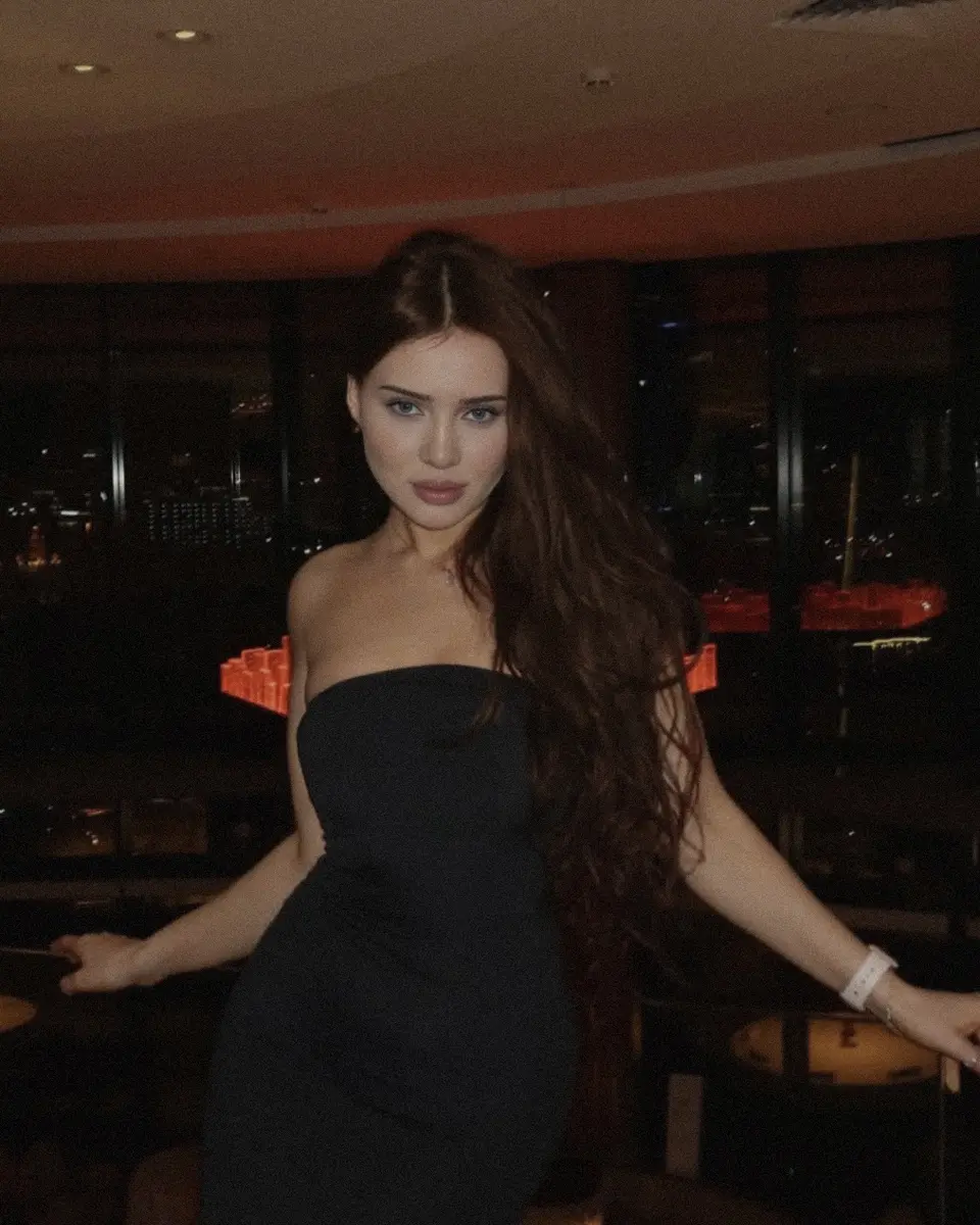 Saylor escort in Dubai