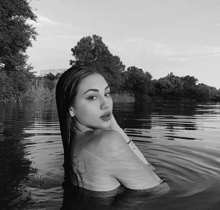 Viktoria escort in Dubai