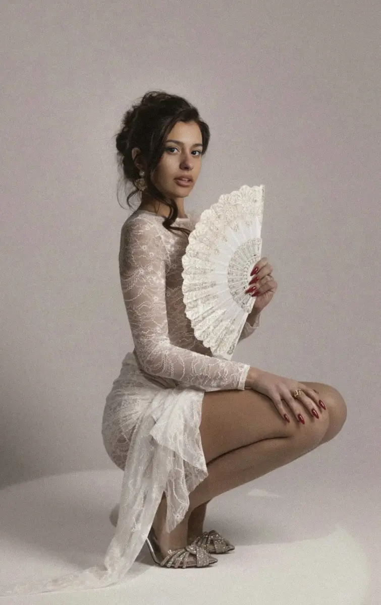 Violet photo 5