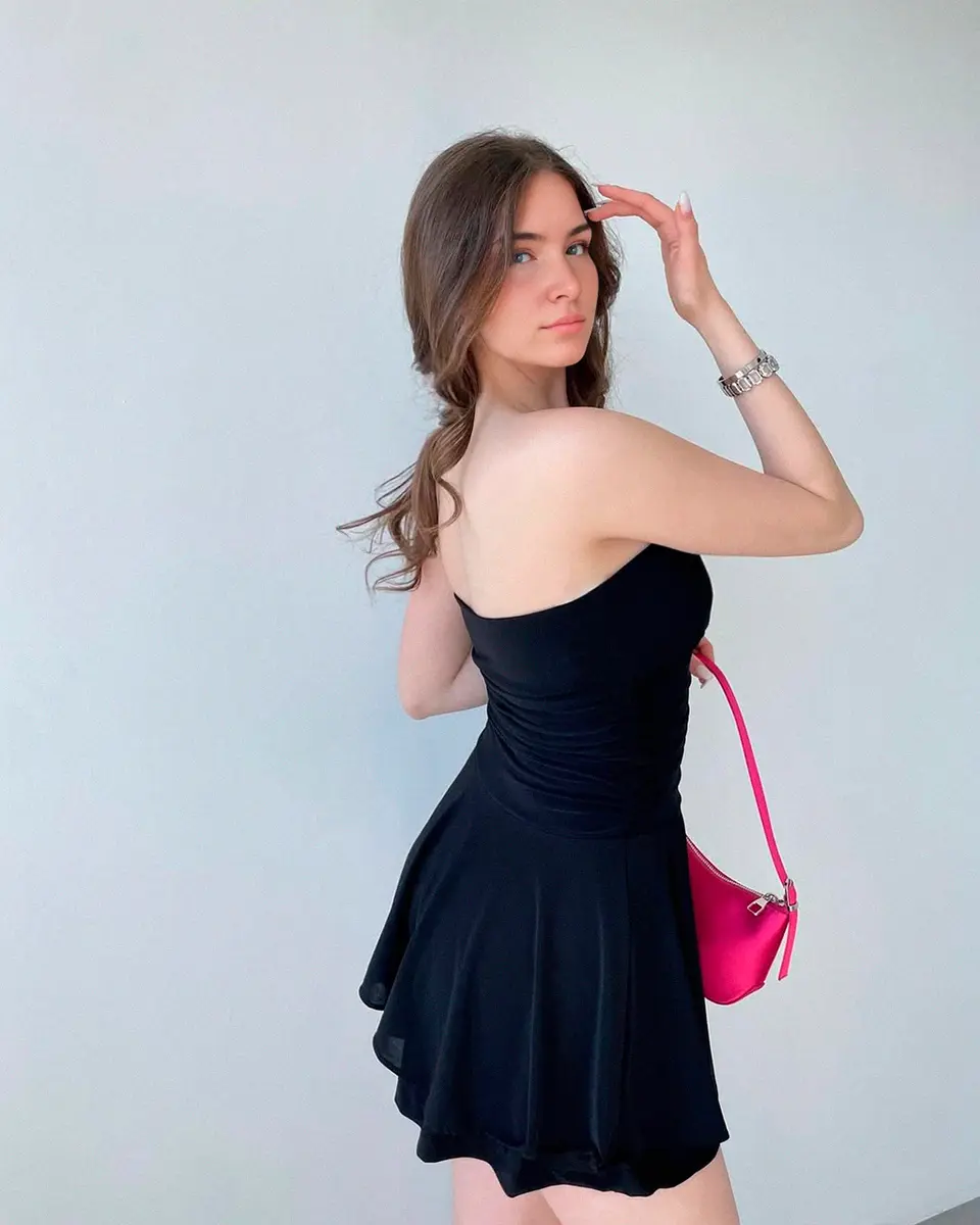 Zara escort in Dubai photo 1