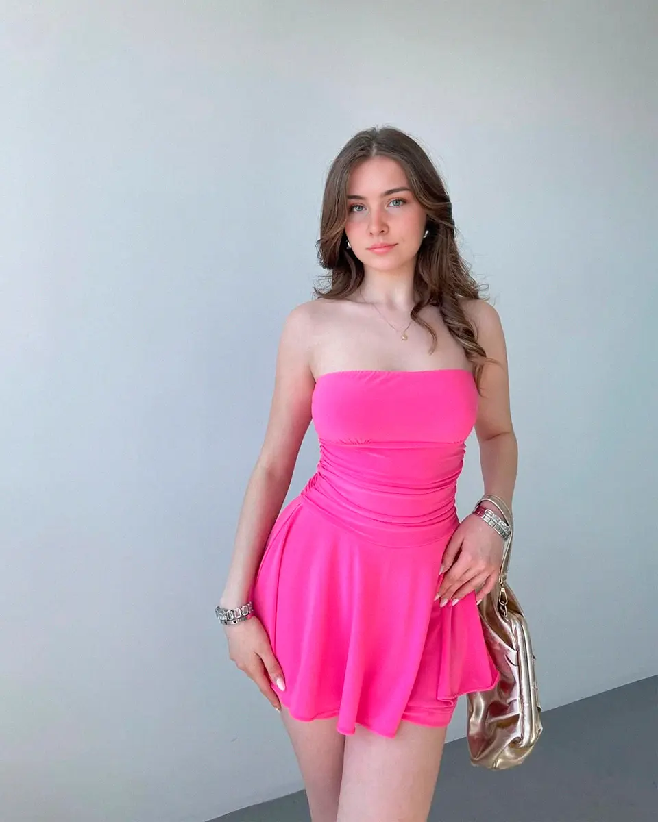 Zara photo 2