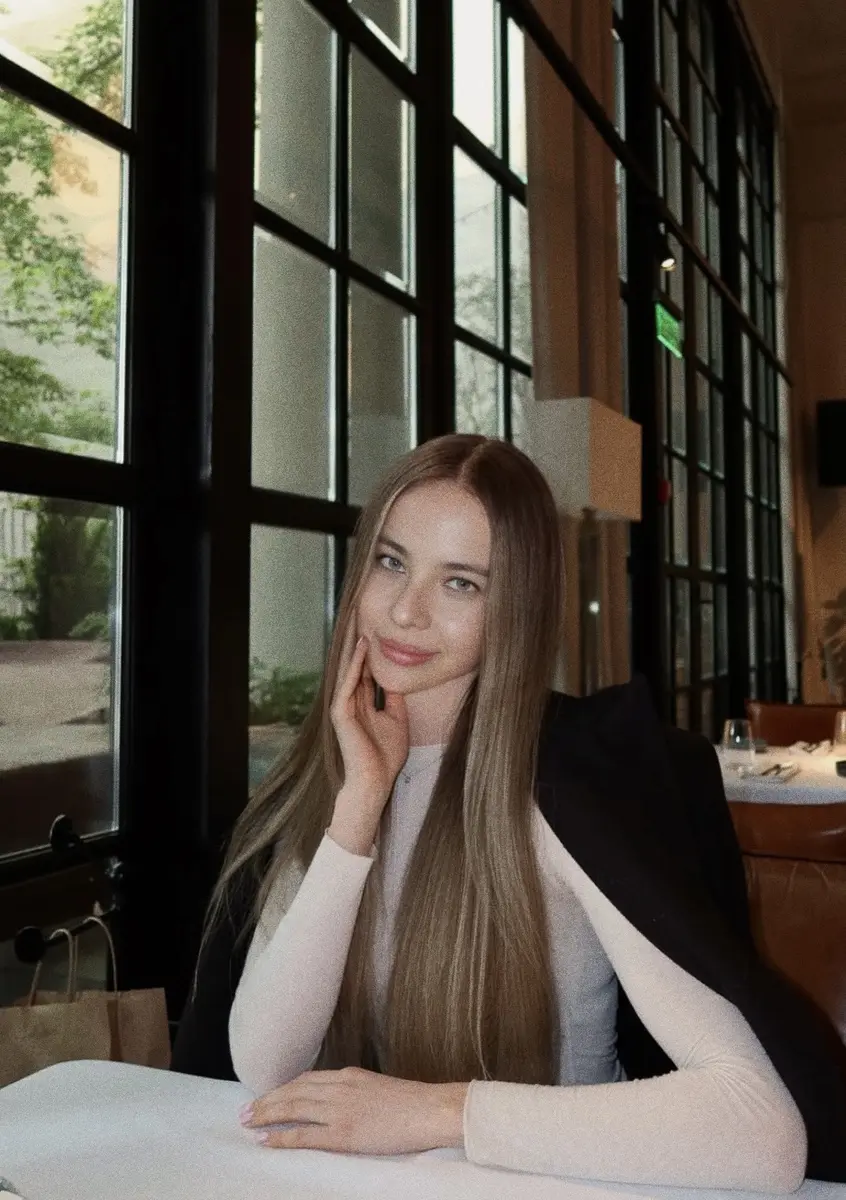 Zoe photo 4